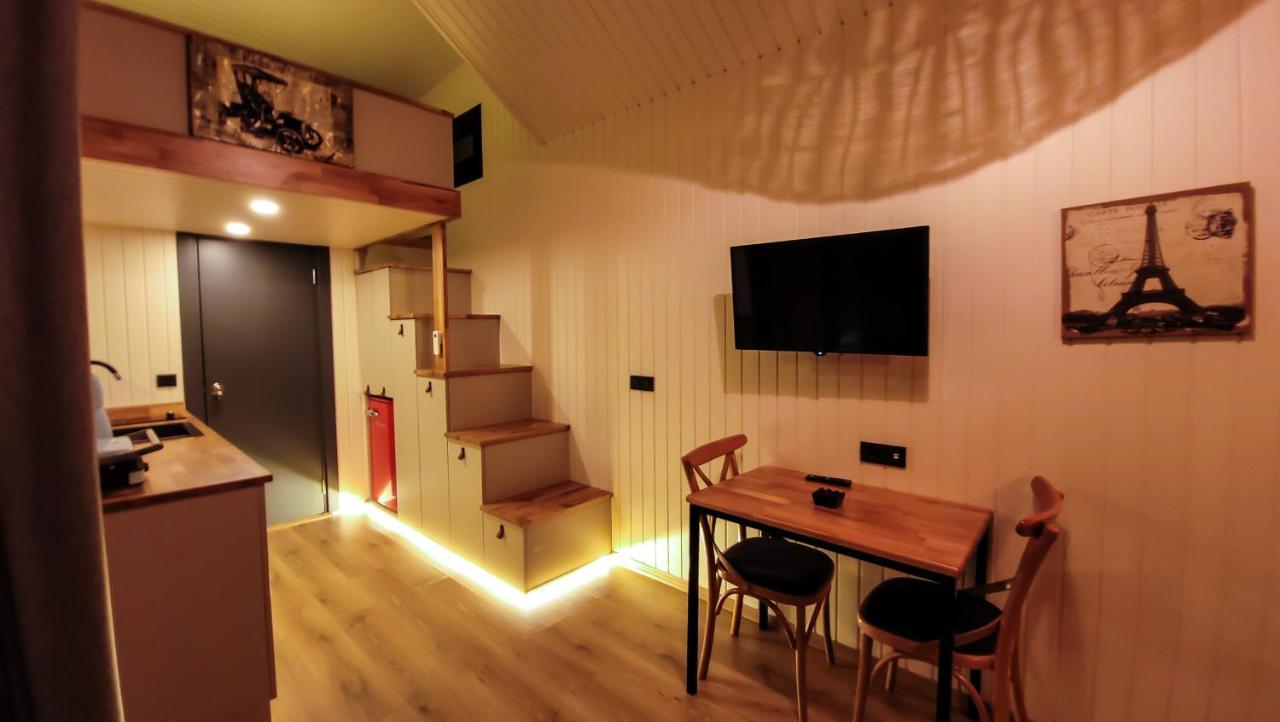 Ten Tiny House Сапанджа Екстериор снимка