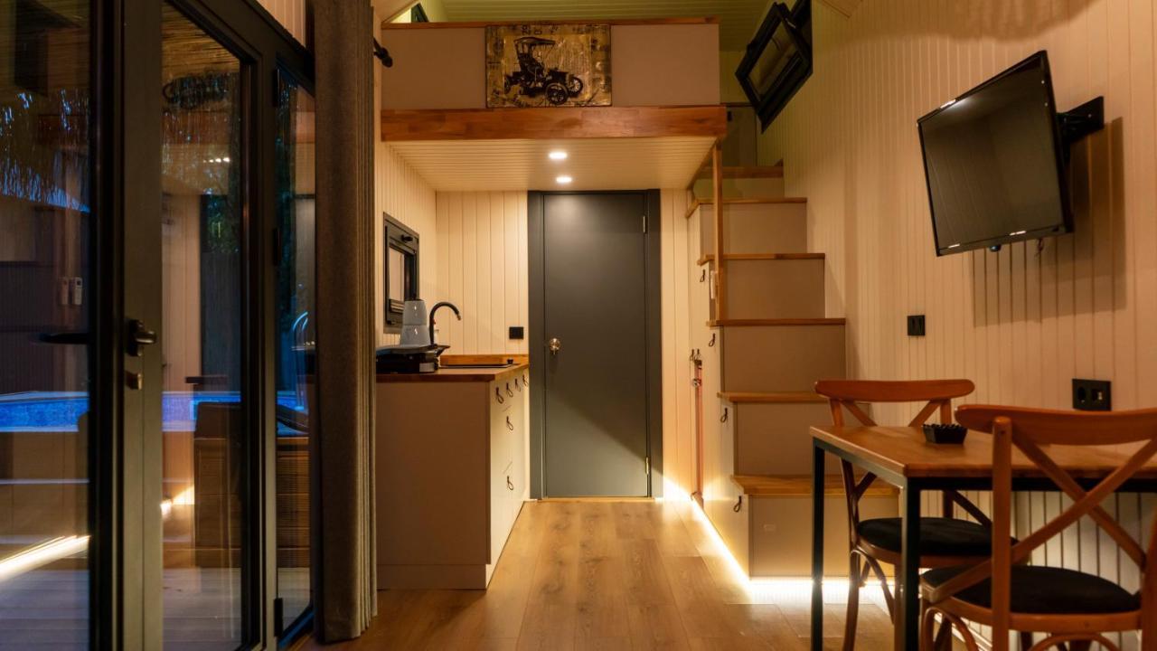 Ten Tiny House Сапанджа Екстериор снимка